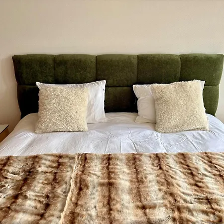 Lejlighed Le Balcon Des Alpes L Modernist L Cosyhome Crans-Montana